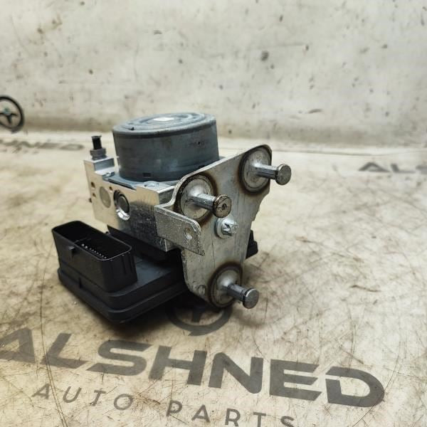 15-18 Mercedes-Benz C300 4Matic 2.0L AWD ABS Anti Lock Brake Pump Control Module3