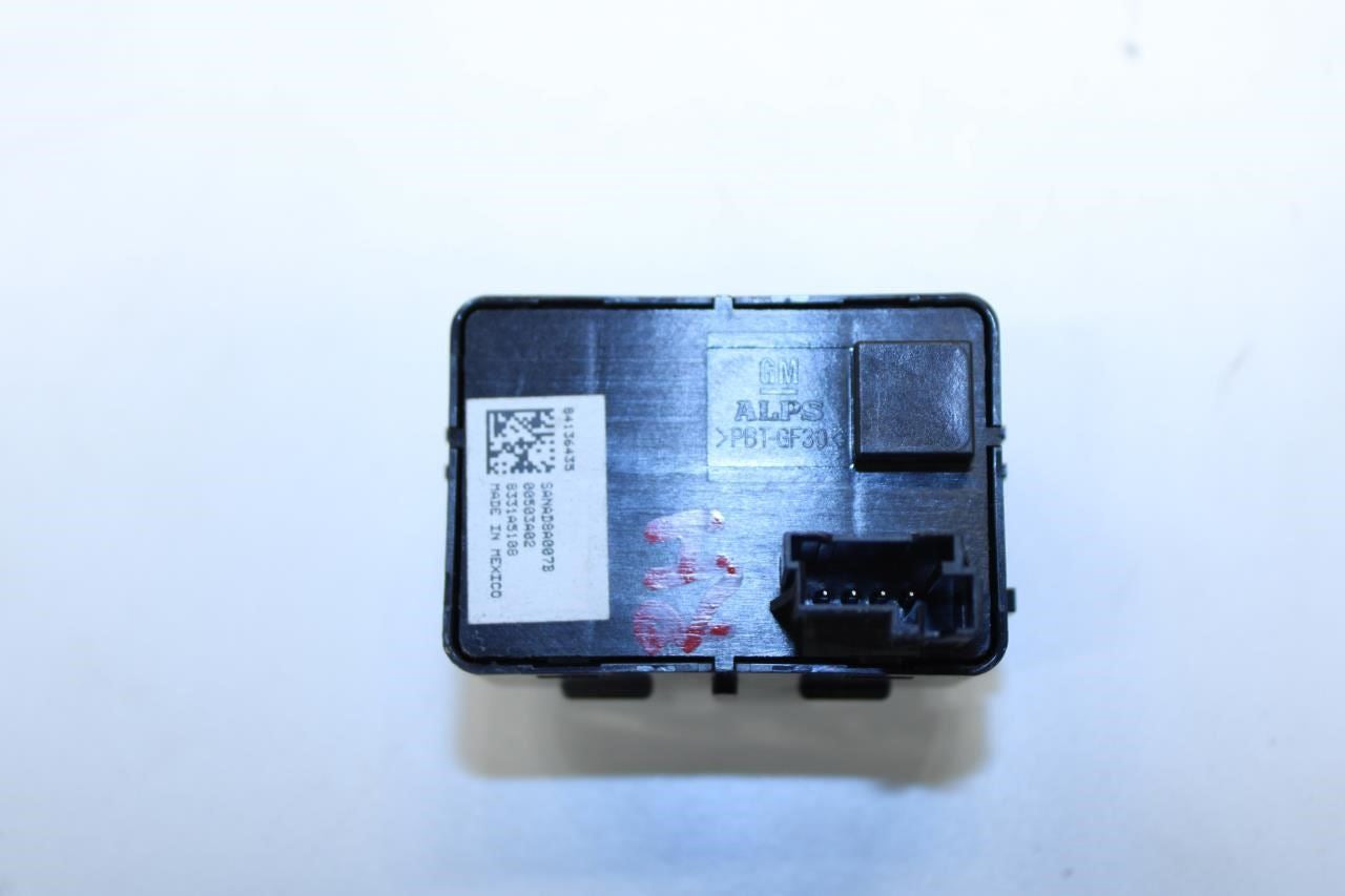 17-19 GMC Acadia SLT-1 Console Right Side Seat Heat Control Switch 84136435 OEM - Alshned Auto Parts