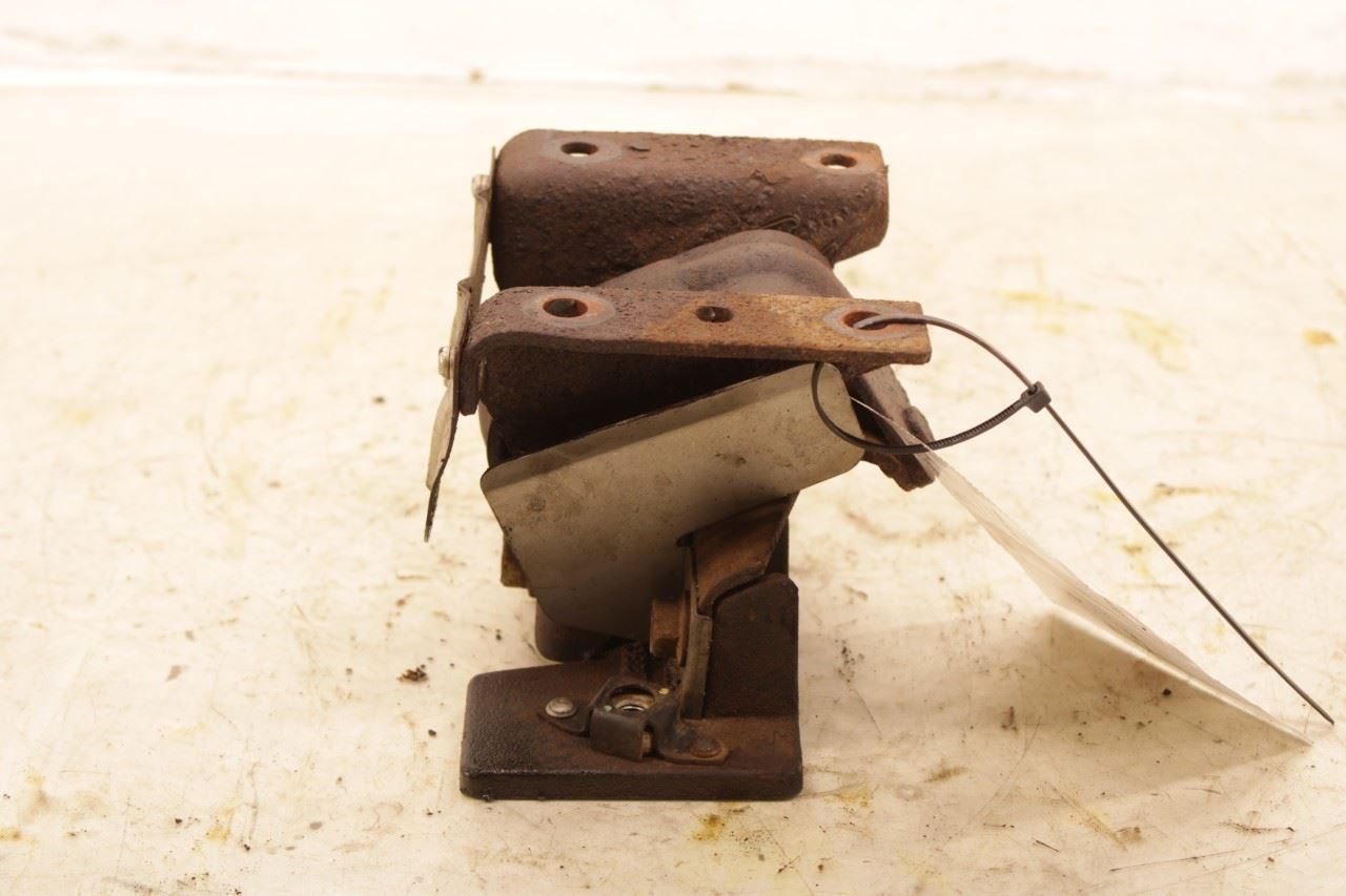 2012-2020 ISUZU NPR HD 6.0L Left Side Engine Motor Mount 8-98061-526-0 OEM - Alshned Auto Parts