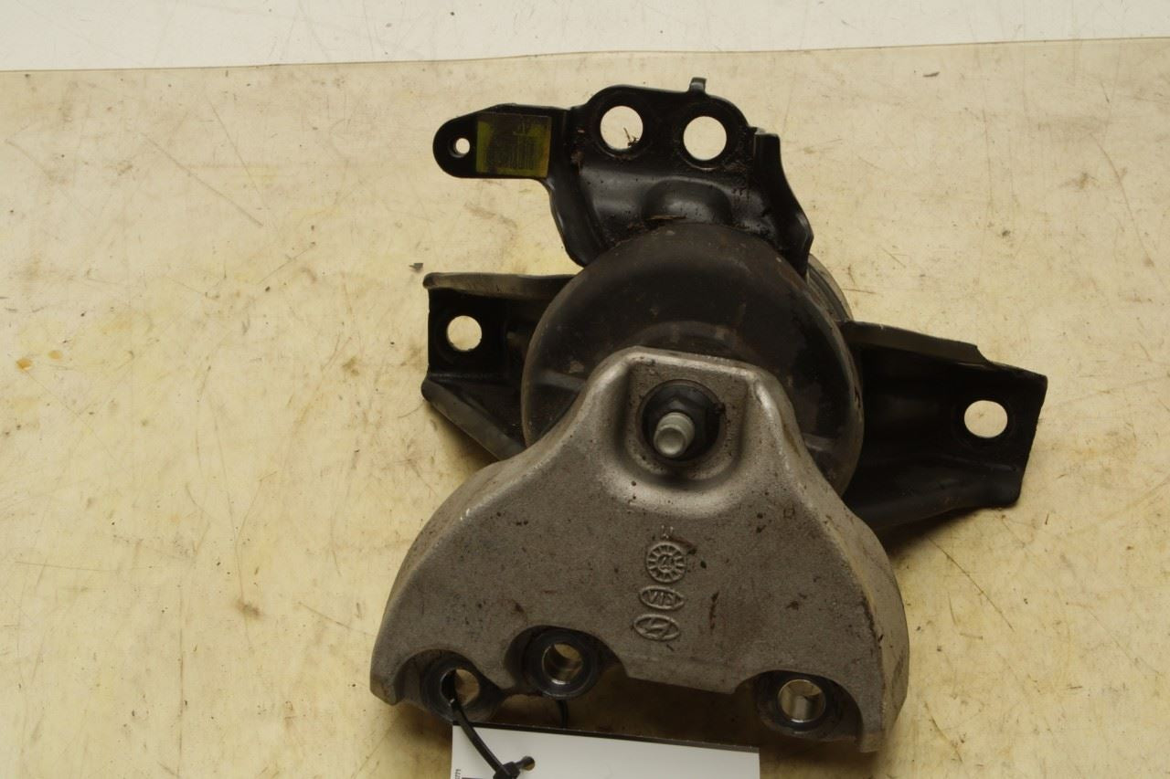 2019-2020 Kia Optima LX 2.4L FWD Front Engine Support Mount Bracket 21810-D4020 - Alshned Auto Parts