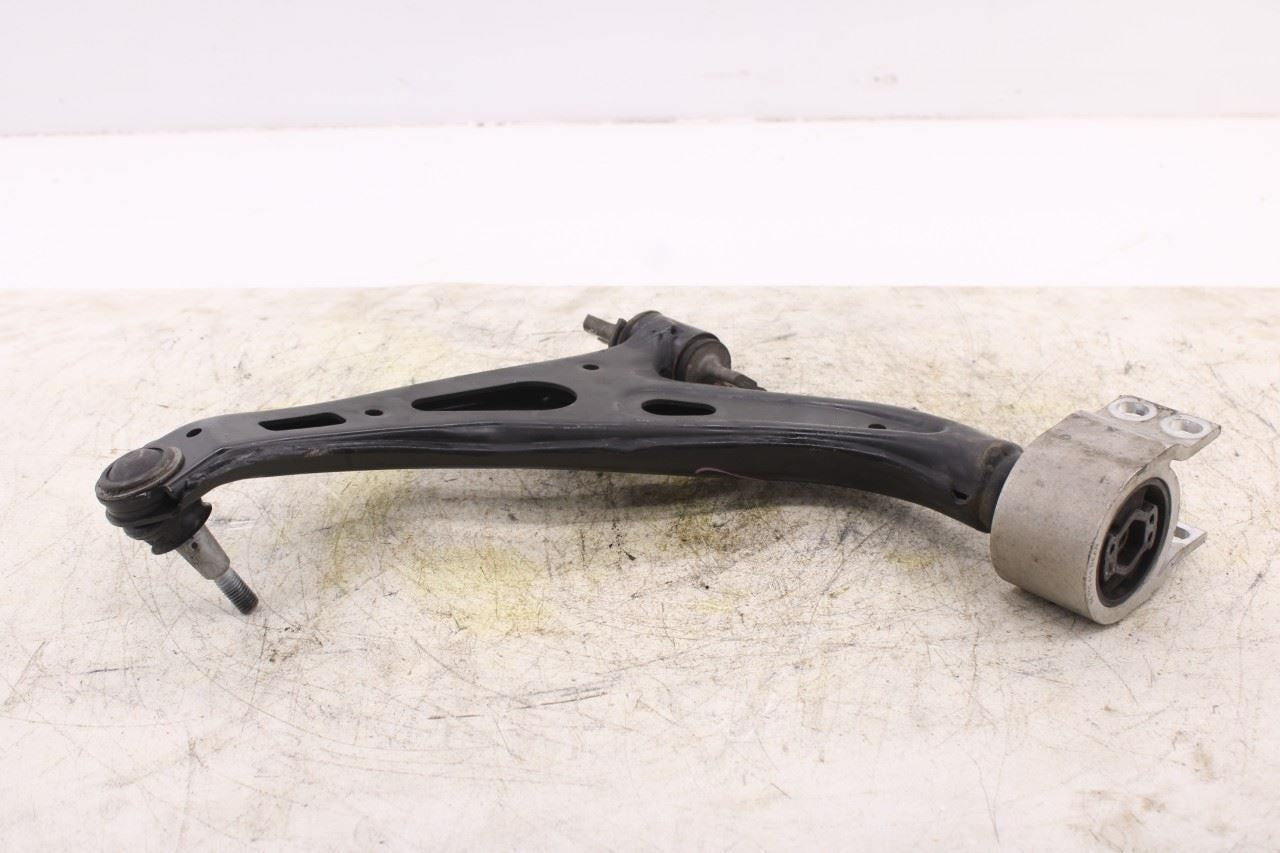 2018-2024 Chevrolet Equinox LT FWD Front Right Lower Control Arm 87821886 OEM6