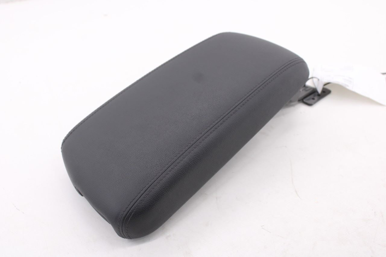 2016-2018 KIA Optima EX Center Floor Console Armrest Storage Lid 84660D5000FJ4 - Alshned Auto Parts