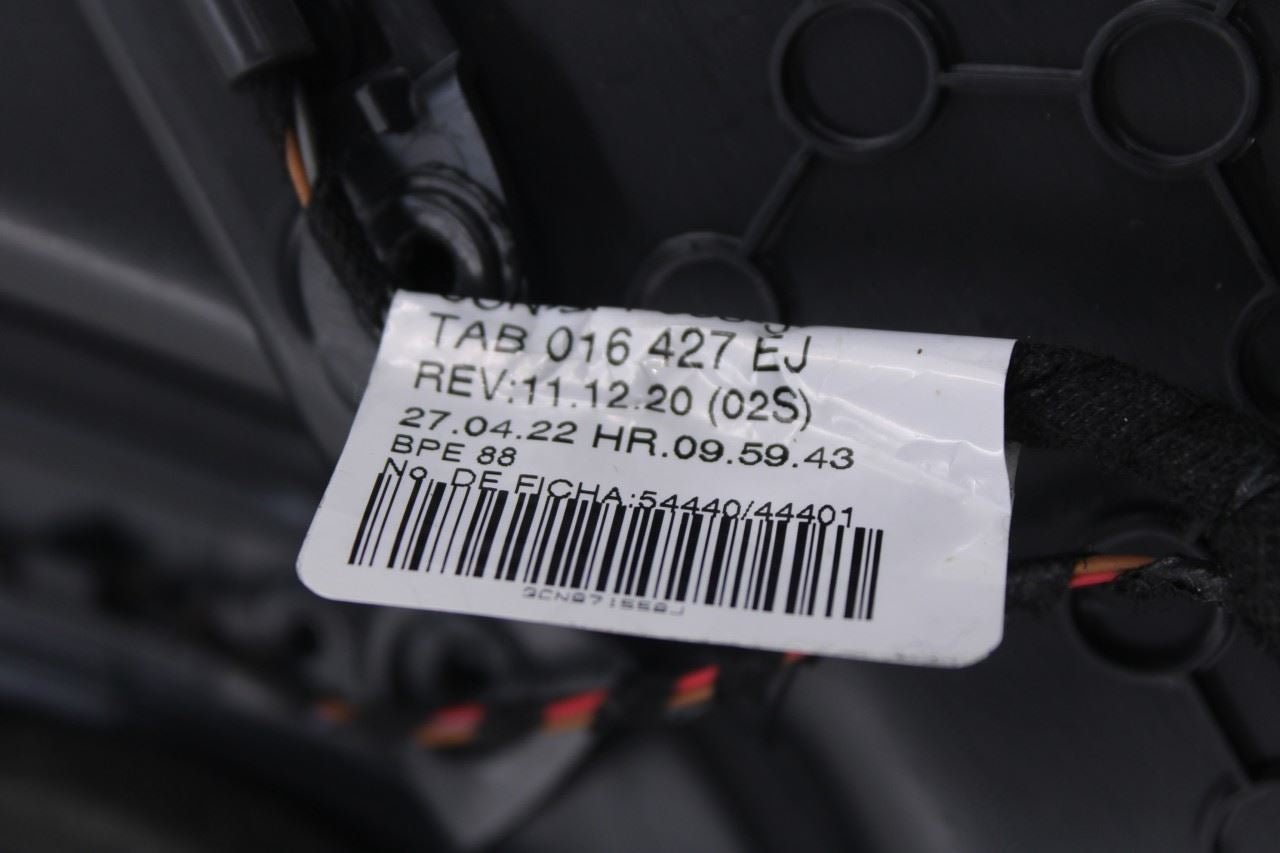 21-23 Volkswagen Atlas SE Front Right Side Door Trim Panel 3CN867012TZRX *ReaD* - Alshned Auto Parts