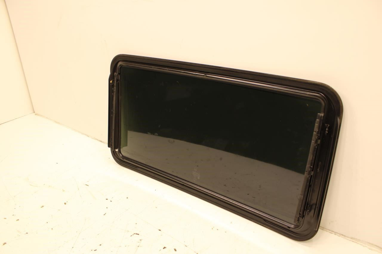 2014-2020 Maserati Ghibli Sun Roof Window Glass Panel 673009009 OEM - Alshned Auto Parts