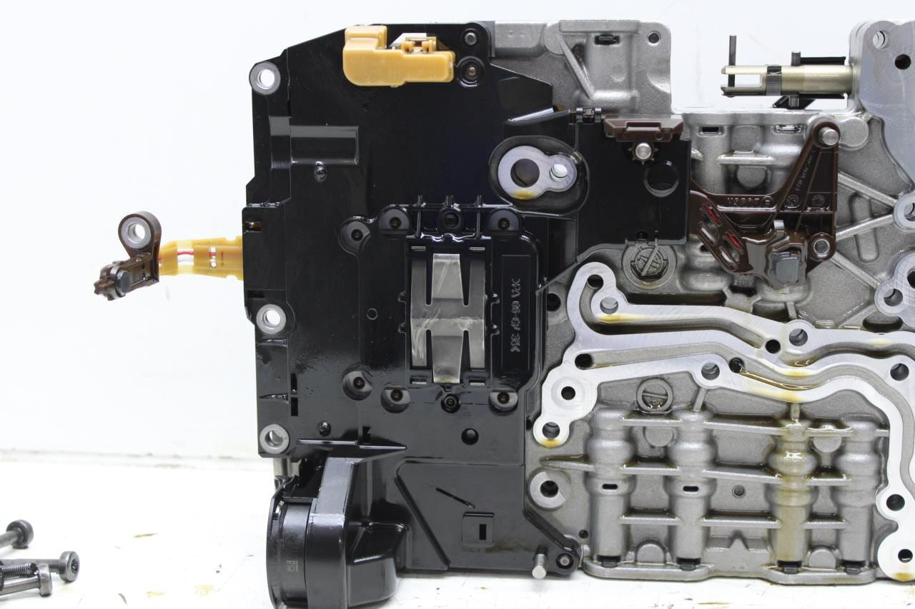 2014-2016 Maserati Ghibli 3.0L Automatic Transmission Valve Body 673004343 OEM - Alshned Auto Parts