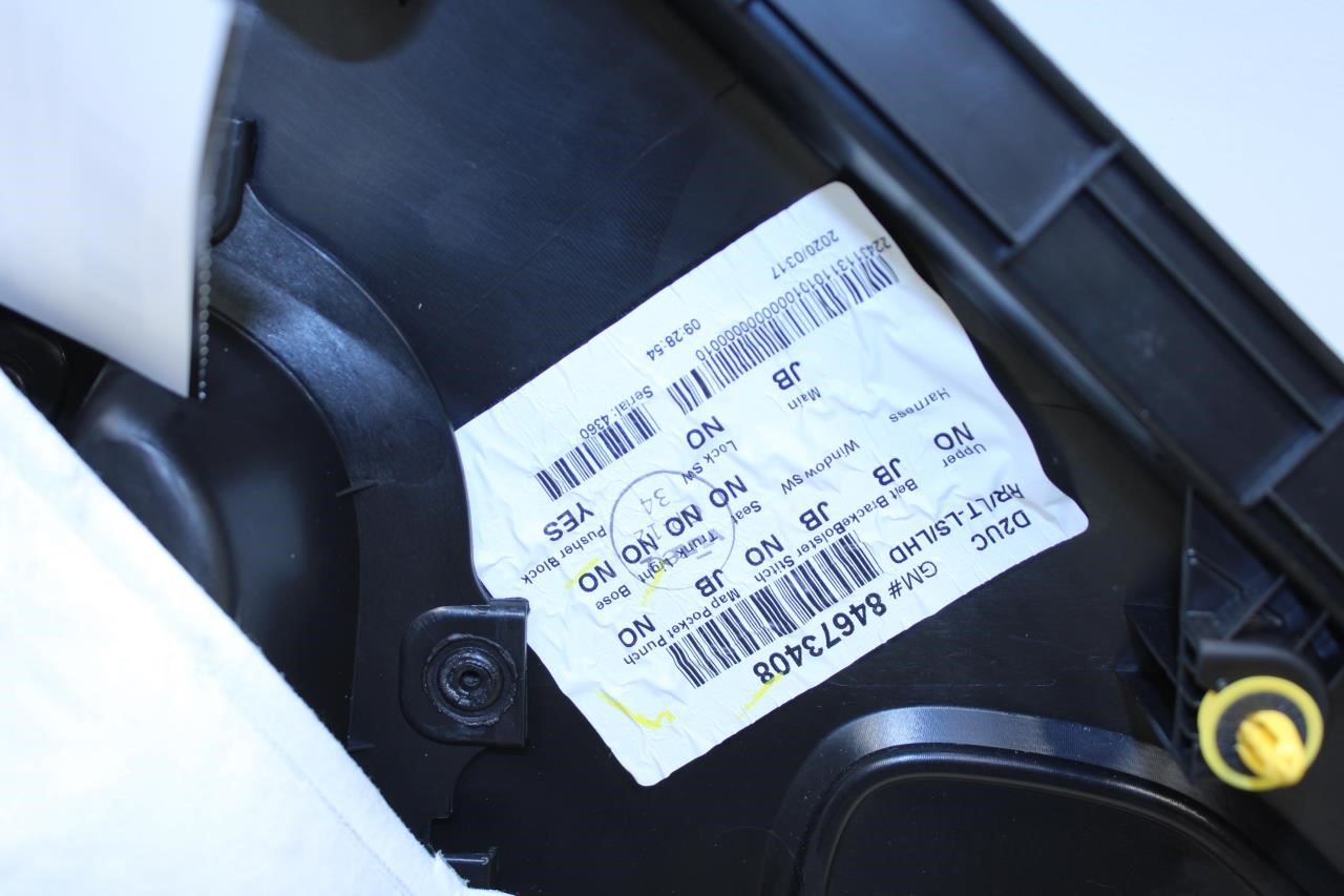 2018-2024 Chevrolet Equinox LT Rear Right Passenger Door Trim Panel 84673408 OEM - Alshned Auto Parts