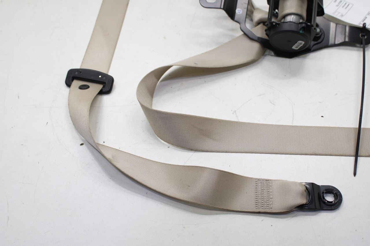 2014-2018 BMW X5 xDrive35i Rear Passenger Right Side 2nd Row Seat Belt Retractor - Alshned Auto Parts