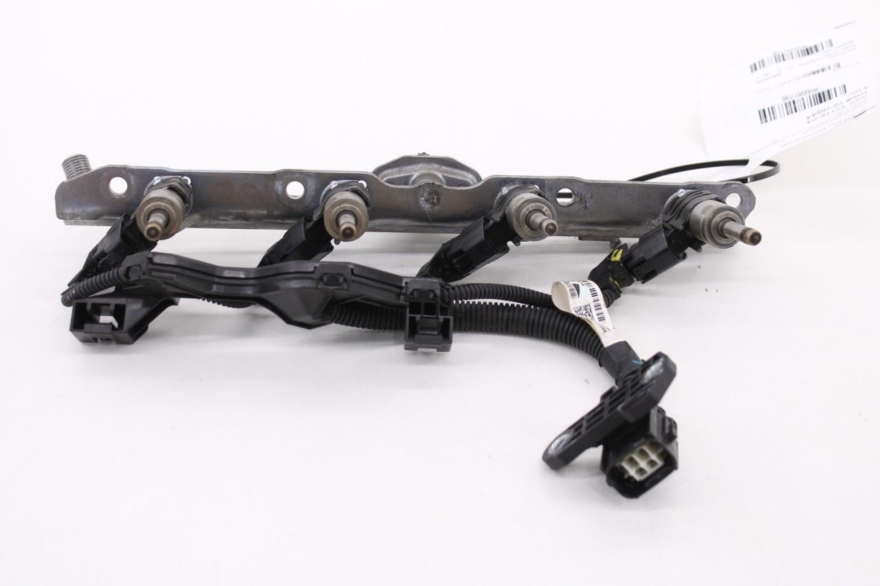 2020-2024 Toyota Corolla LE 2.0L Lower Fuel Rail with Injectors 23814-24011 OEM0