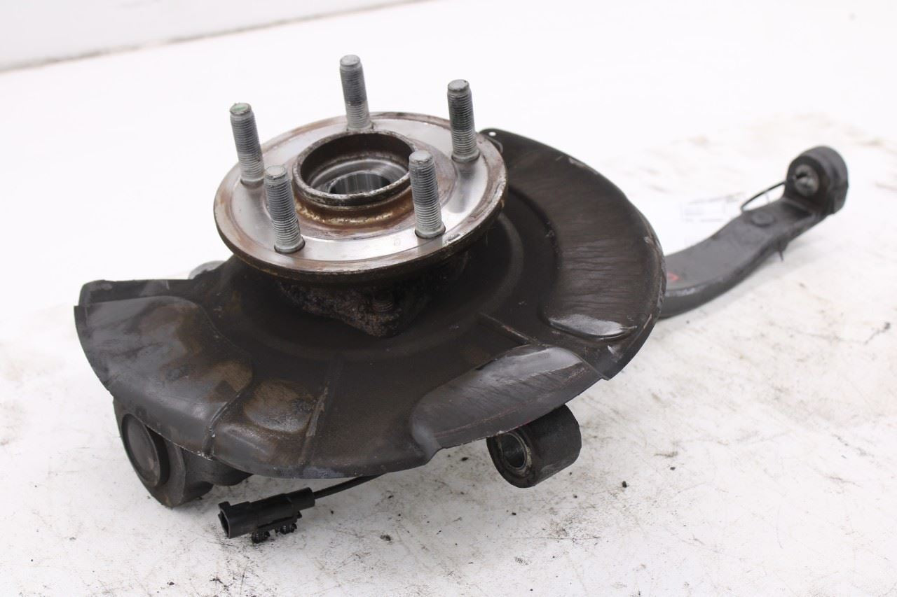 2011-2015 Dodge Durango SXT Front Right Side Spindle Knuckle Hub 68022628AD OEM - Alshned Auto Parts