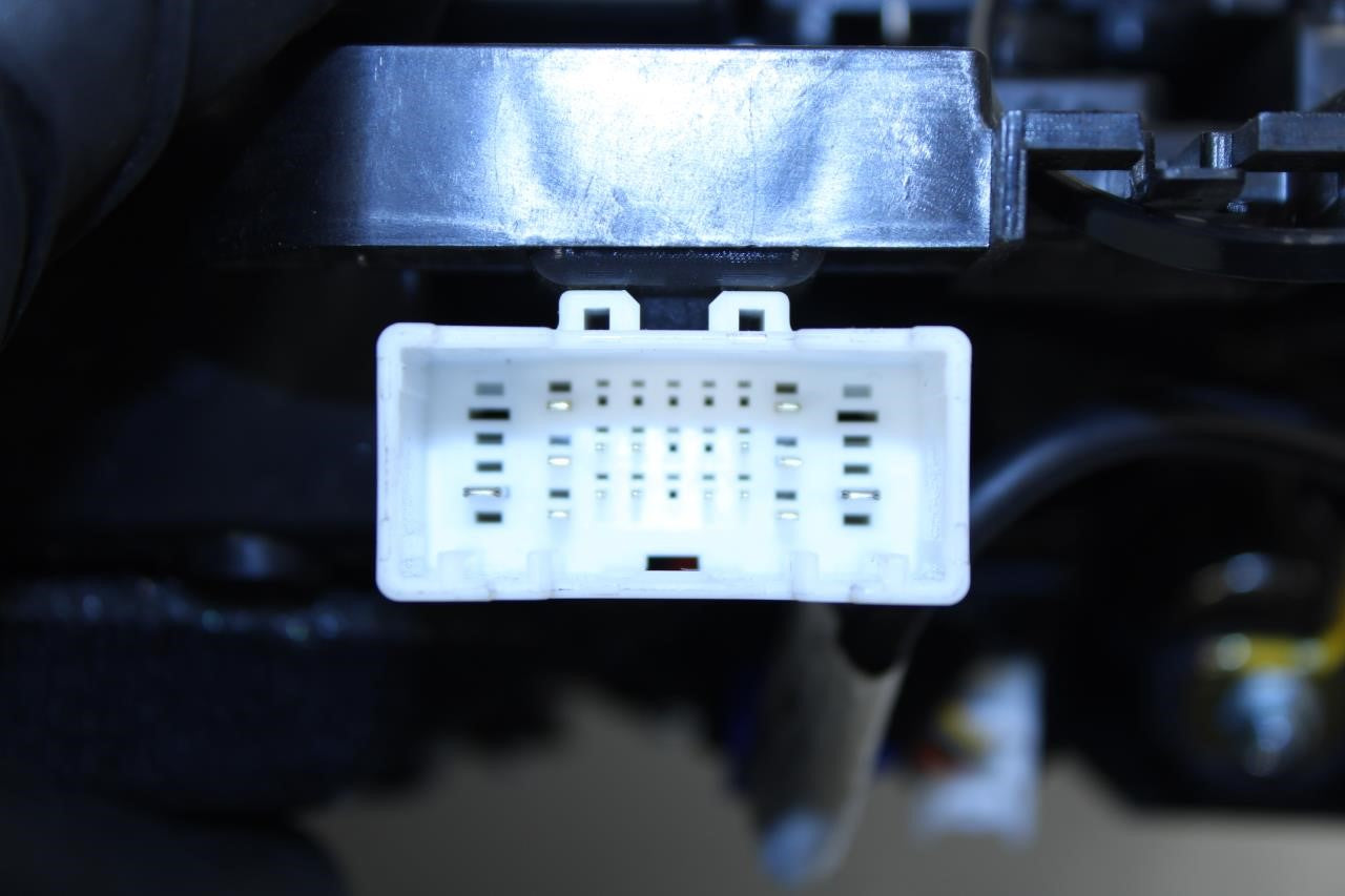 2022-2023 Kia Stinger GT1 Center Console Tray w/ USB Port and Outlet 84680-J5480 - Alshned Auto Parts