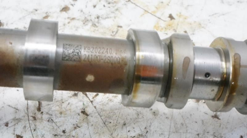 21-23 Hyundai Santa Fe 2.5L Engine Intake Camshaft w/ CVVT Sprocket 24350-2S0005