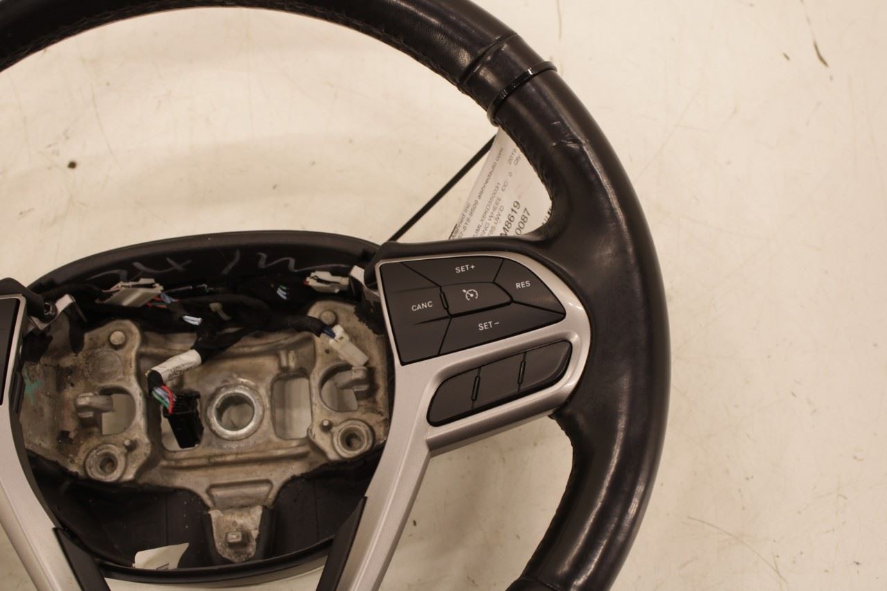 14-22 Jeep Cherokee Latitude 3.2L 4WD Steering Wheel Leather w/ Control Buttons - Alshned Auto Parts