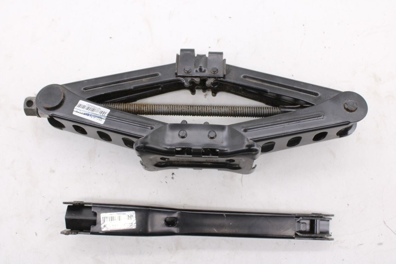 2015-2026 Ford Mustang Convertible V6 3.7L RWD Lifting Jack w/ Wheel Nut Wrench0