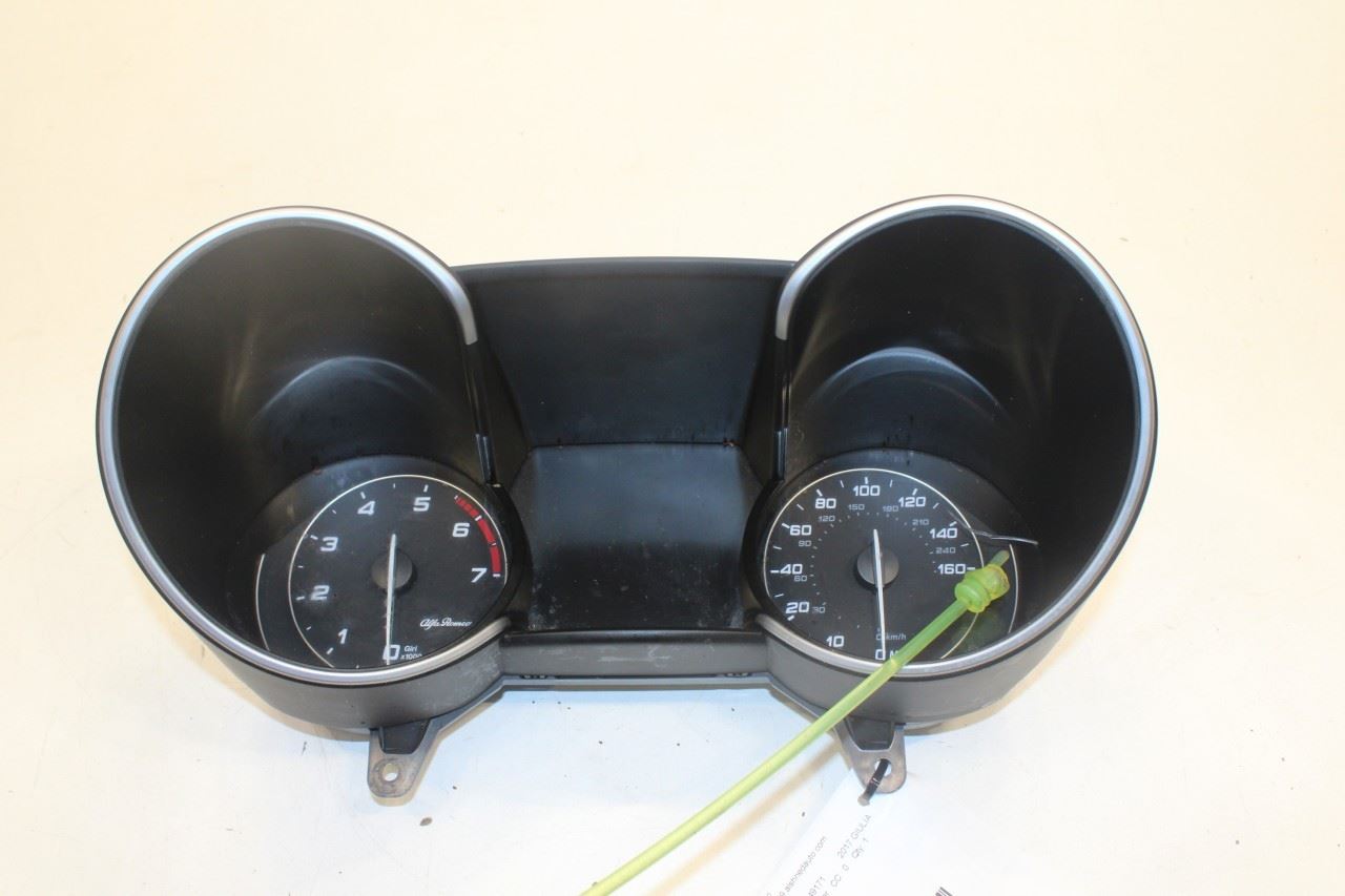 17-19 Alfa Romeo Giulia Ti AWD Speed Gauge Instrument Cluster 94K Mileage *ReaD* - Alshned Auto Parts