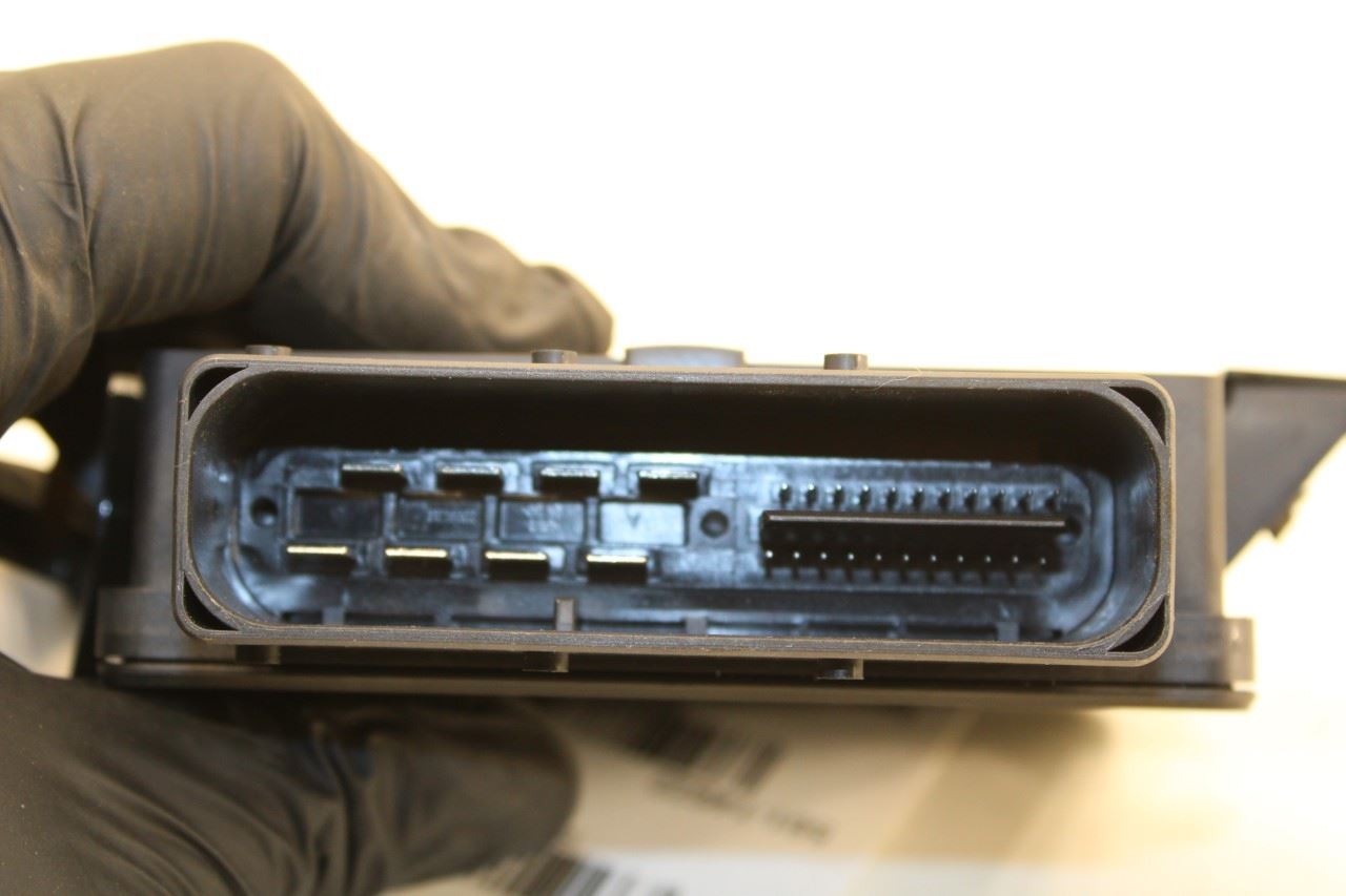 2019 Jeep Cherokee Latitude Parking Brake Computer Control Module 68340867AE OEM - Alshned Auto Parts