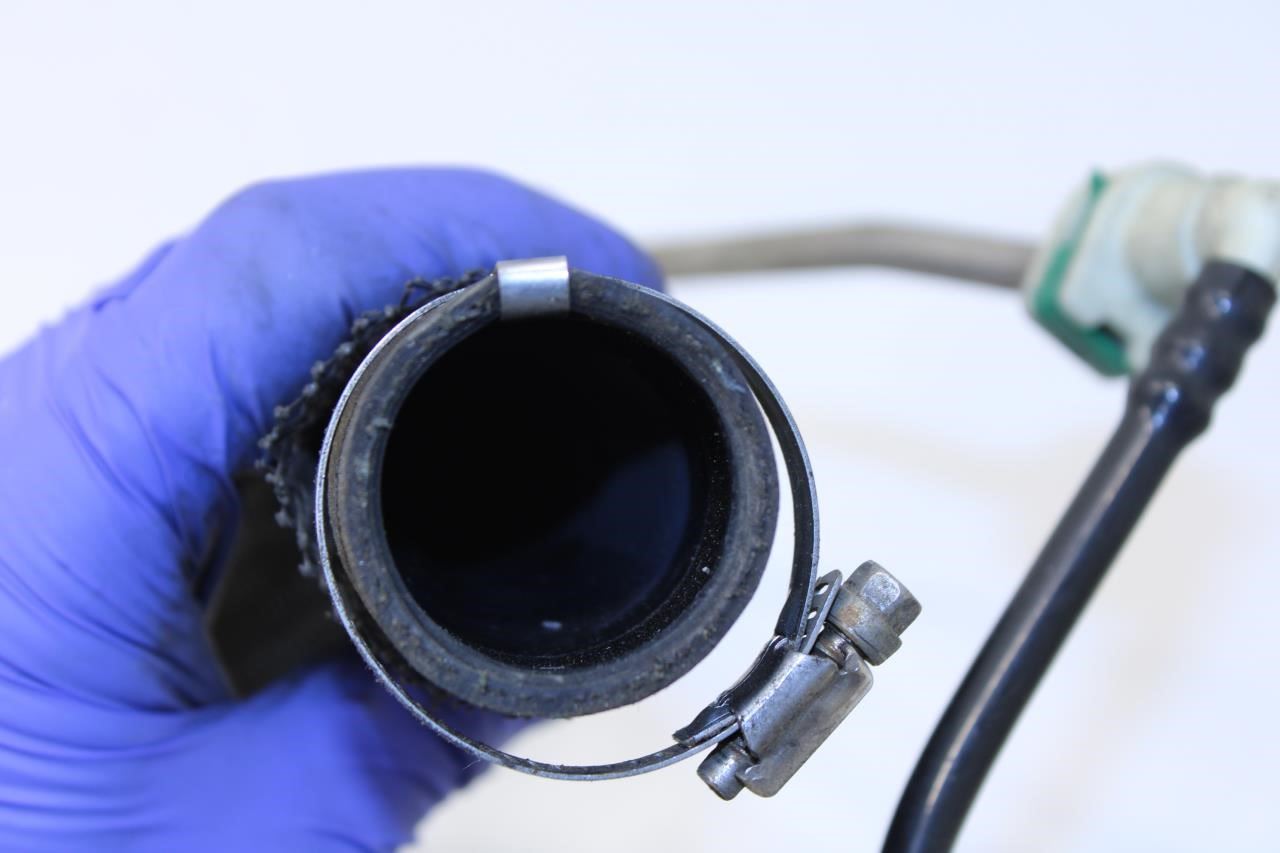 2019-2025 Cadillac XT4 Premium 2L Fuel Filler Neck Tube Pipe 85602407 OEM - Alshned Auto Parts