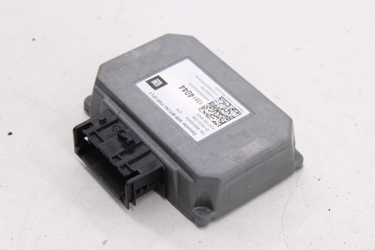 2017-2019 Buick Lacrosse Premium Power Supply Voltage Inverter Converter Module4