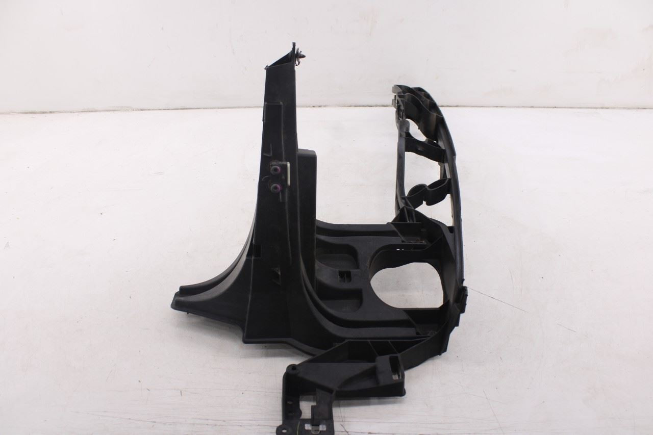 07-13 BMW X5 xDrive35i 3.0L Front Fender Right Side Upper Support Mount Bracket7
