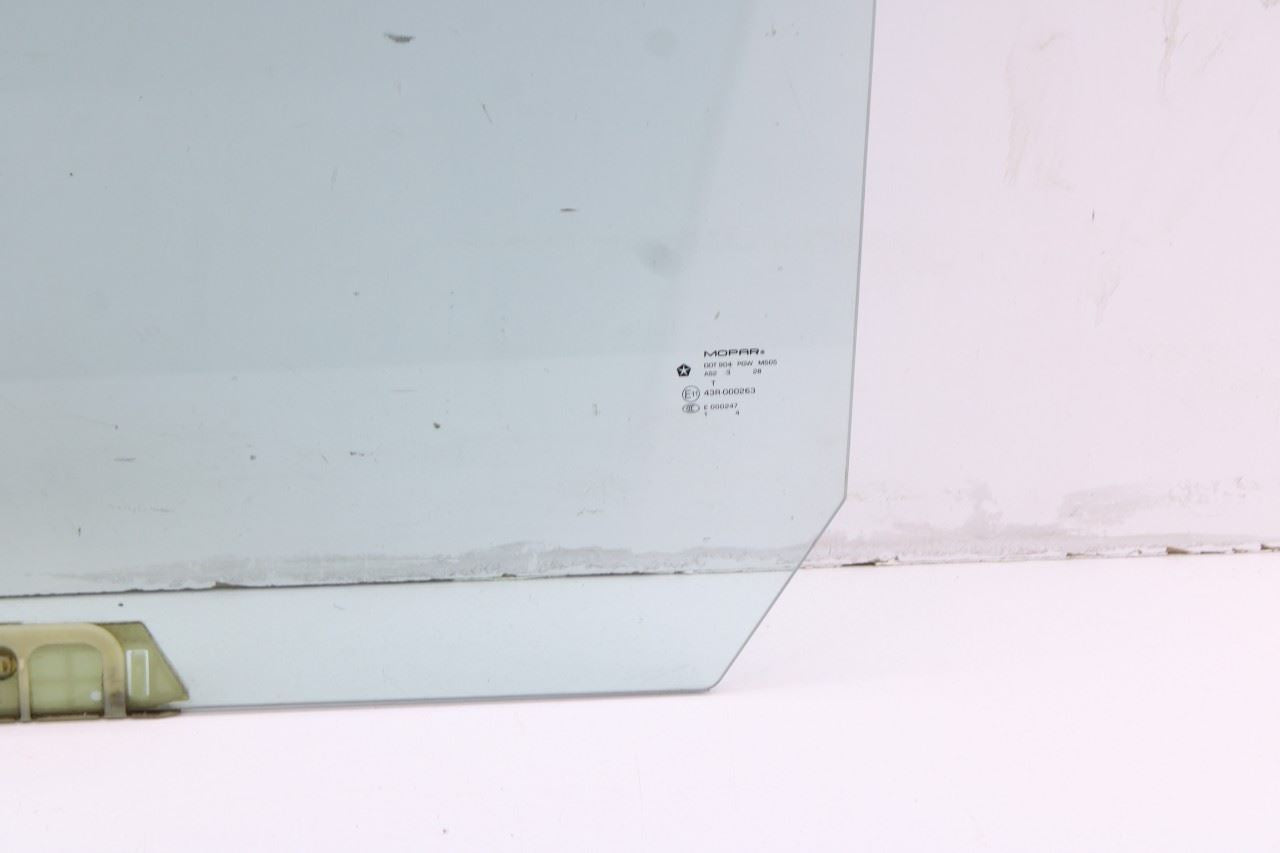 2007-2017 Jeep Wrangler Unlimited Sport Front Left Door Window Glass 55395249AB - Alshned Auto Parts
