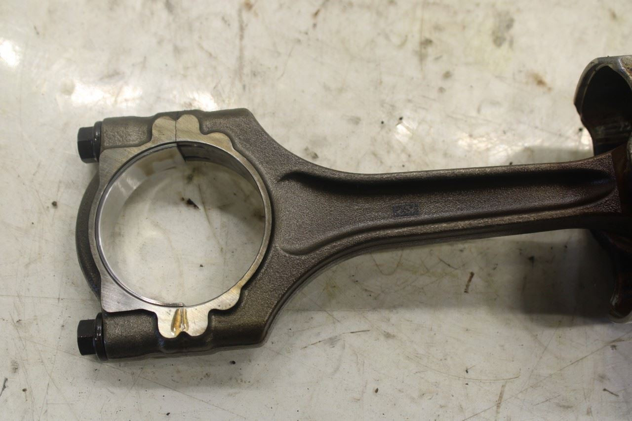2017-22 Alfa Romeo Giulia Ti 2.0L AWD Engine Piston 4 w/ Connecting Rod 50052788 - Alshned Auto Parts