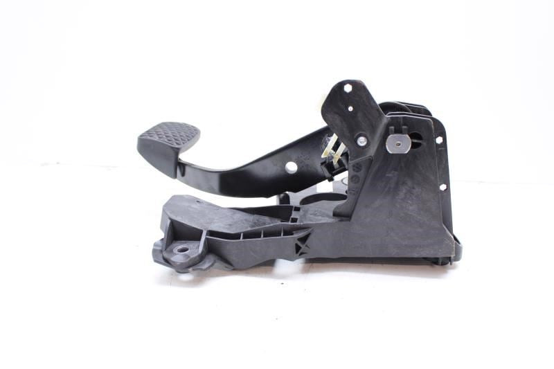 2024-2025 Chevrolet Trax Brake Foot Stop Pedal w/ Travel Sensor 60009134 OEM - Alshned Auto Parts