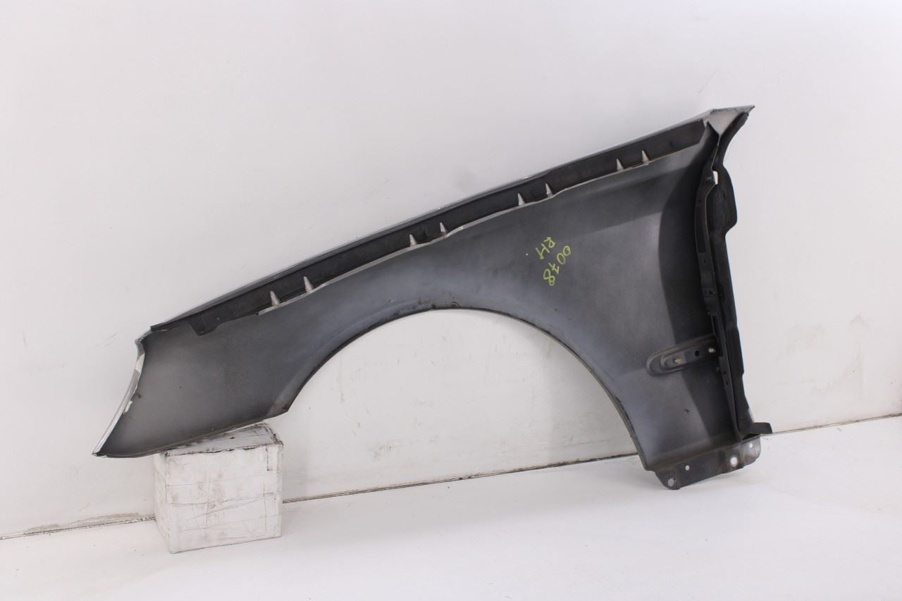 2003- 2005 Mercedes-Benz CLK 320 Front Right Side Fender Panel 2098800418 OEM18