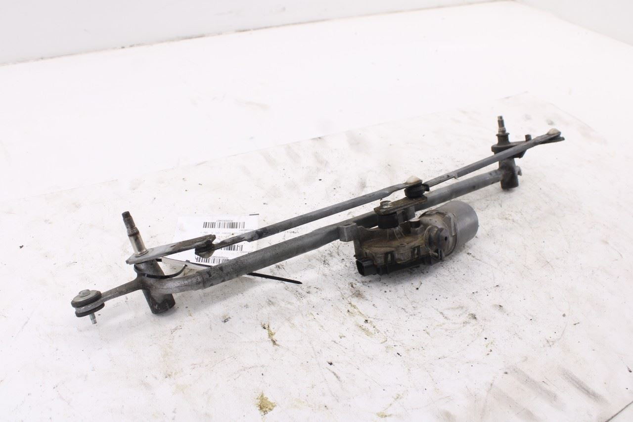 2014-2015 Dodge Durango SXT Front Windshield Wiper Transmission Linkage w/ Motor9