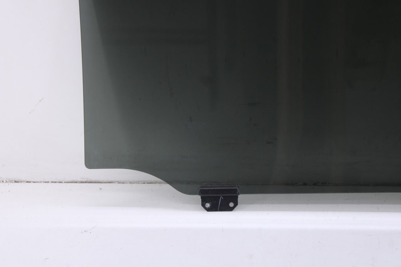 2008-2020 Dodge Grand Caravan SXT Rear Left Door Window Movable Glass 5020651AB11