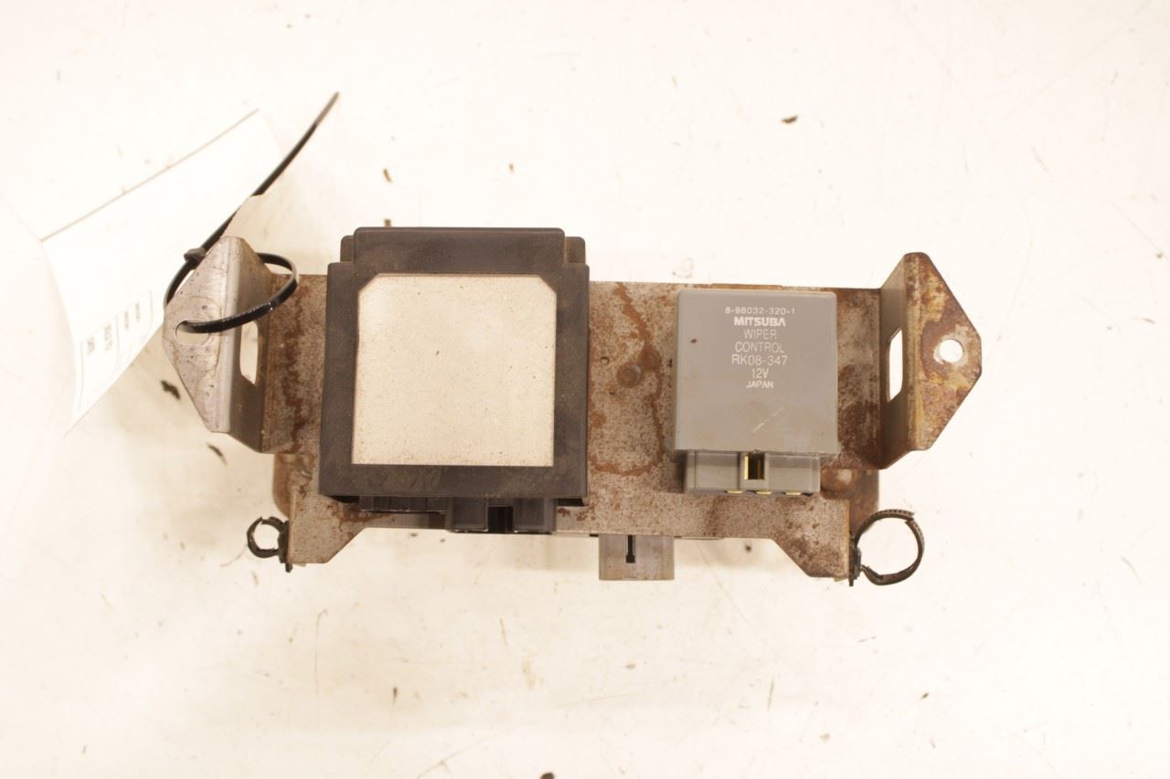 12-20 Isuzu NPR HD Day Time Running Light Wiper and Door Lock Control Module Set - Alshned Auto Parts