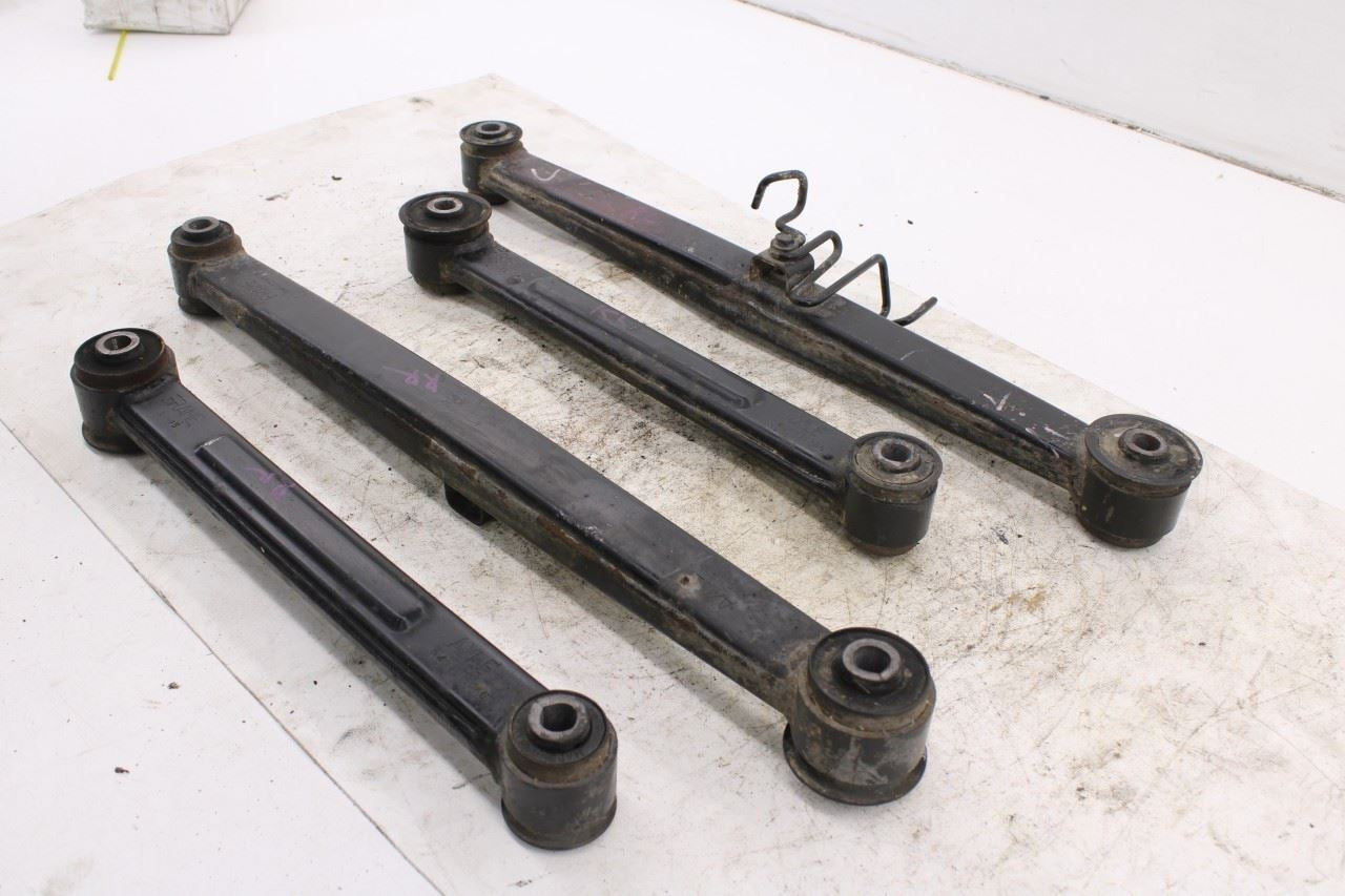 13-24 Ram 1500 Classic Express Quad Cab 4WD Rear RH and LH Side Control Arm Set3