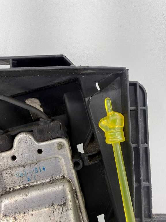 2010-16 Mercedes-Benz E350 Luxury 4Matic Radiator Cooling Fan Motor Assy *ReaD*16