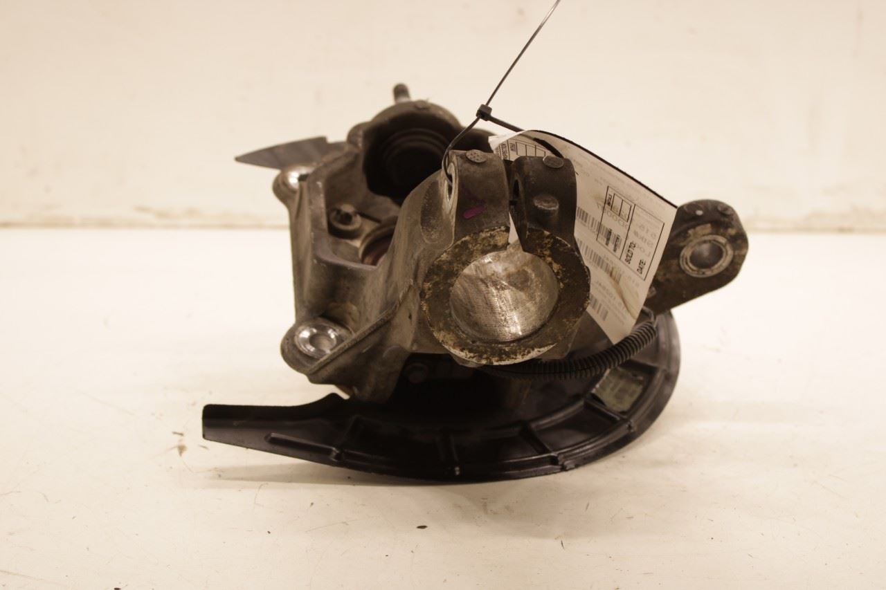 2019-2022 Jeep Cherokee Latitude Front Left Side Spindle Knuckle Hub 68305297AB - Alshned Auto Parts