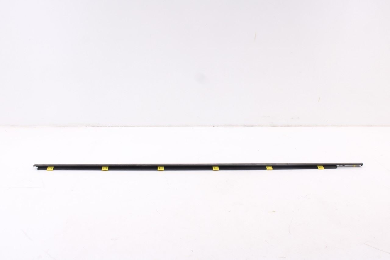 2019-2021 Hyundai Veloster Front Left Door Weatherstrip w/ Belt Weatherstrip Set8