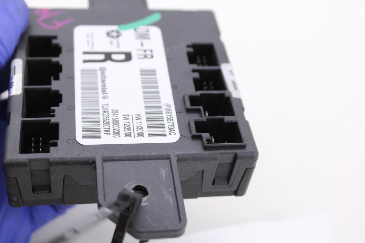2014 Jeep Grand Cherokee Limited Front Right Passenger Side Door Control Module 6