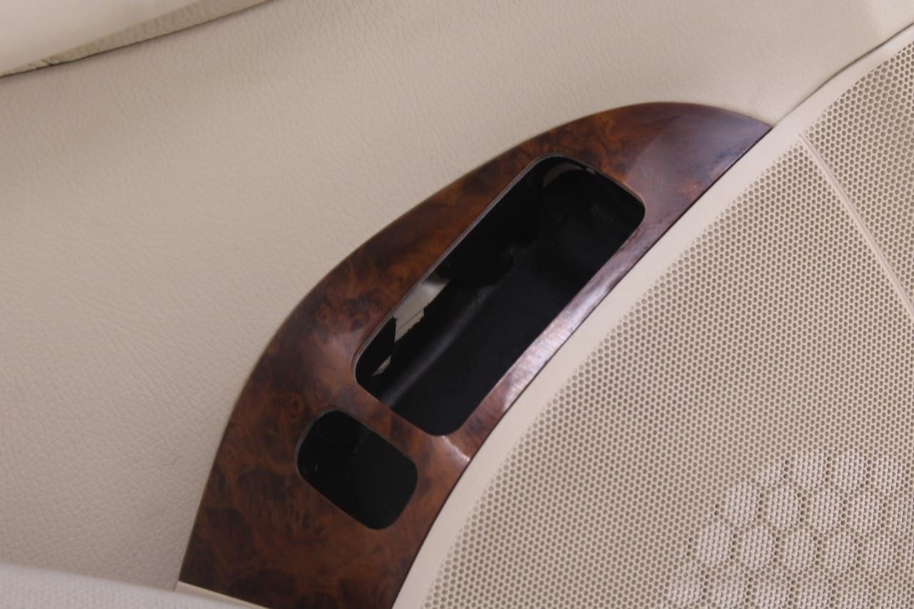 06-09 Mercedes-Benz CLK 350 Coupe Front Left Side Door Trim Panel 2097201972 OEM12