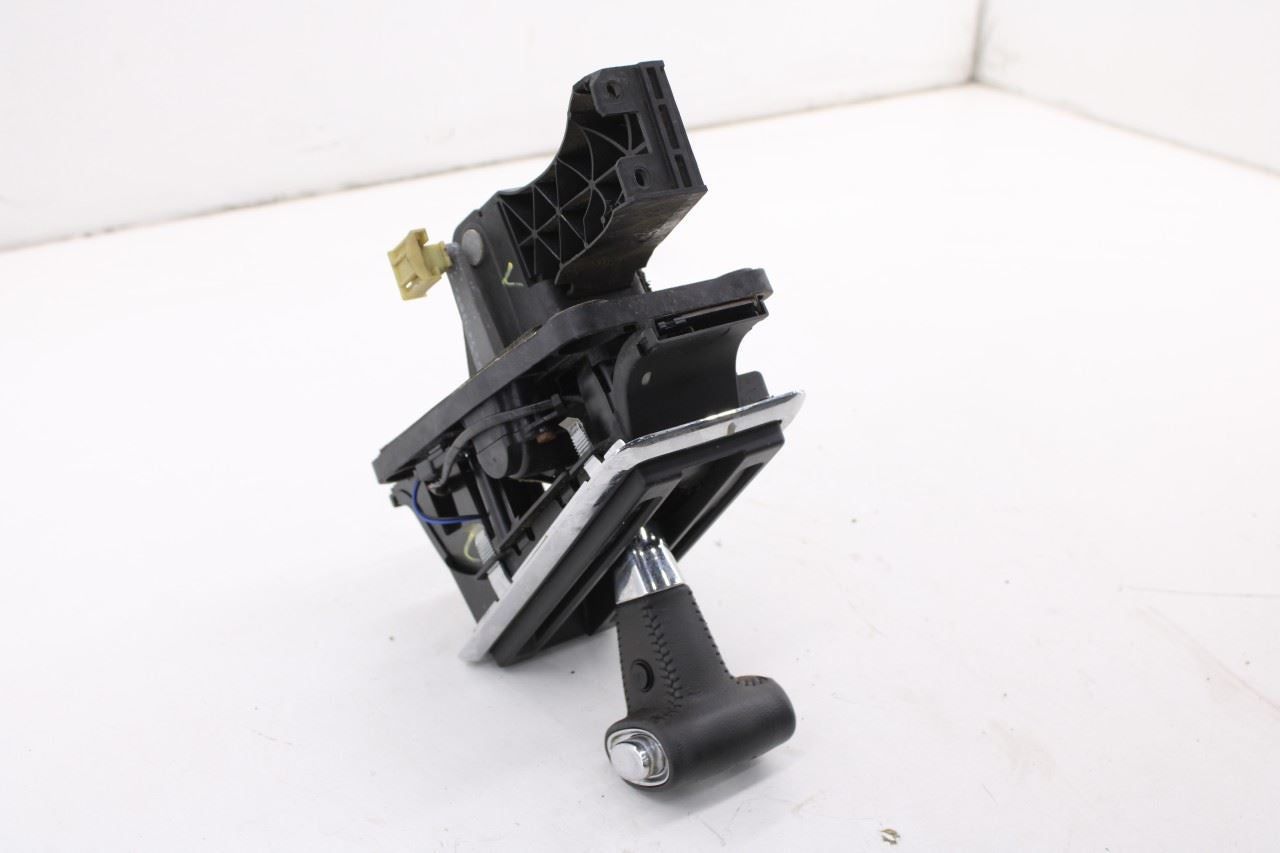 2010 Ford Mustang Premium Conv V6 Automatic Transmission Gear Shifter Lever Knob12