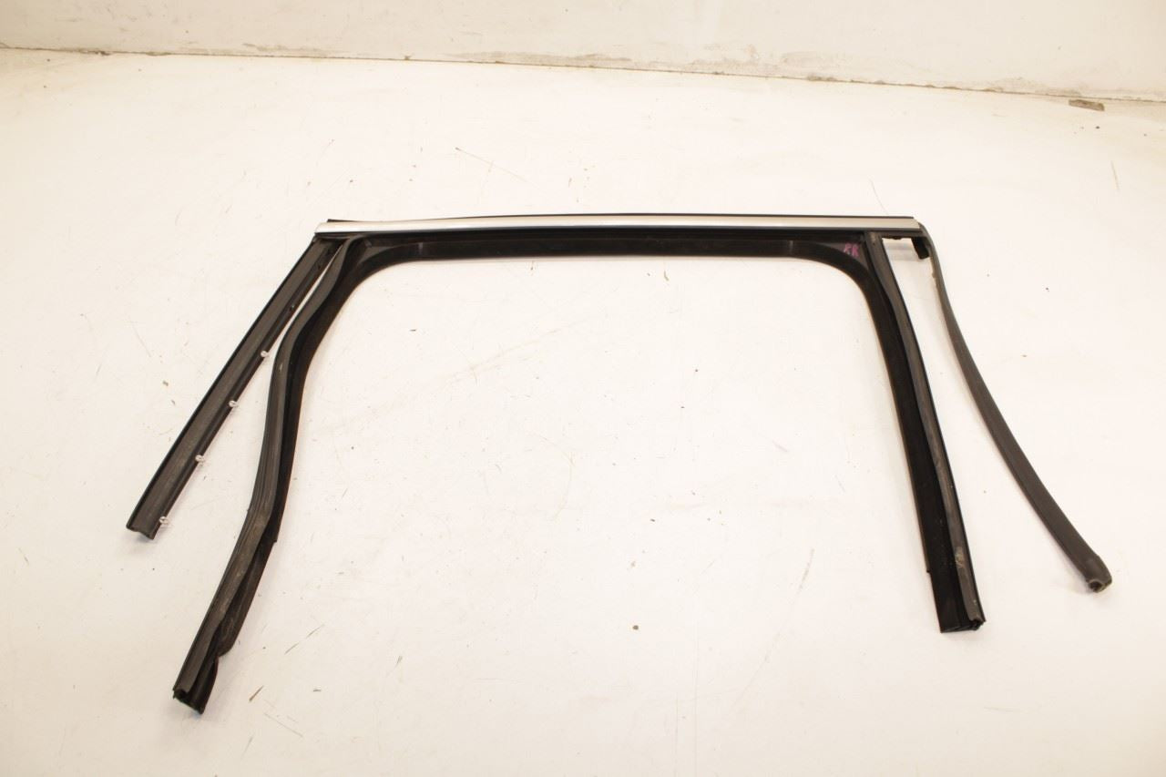 11-18 Porsche Cayenne Platinum Rear Right Door Run Channel w/ Belt Outer Molding - Alshned Auto Parts