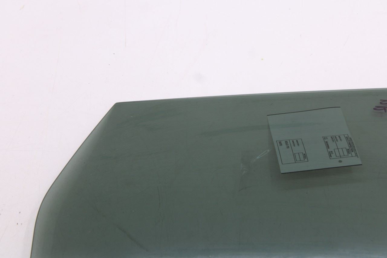 2011-2018 Porsche Cayenne S Rear Right Door Window Movable Glass 95854261201 OEM2
