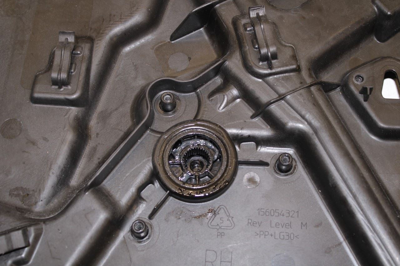 2011-23 Dodge Charger GT AWD Front Right Door Window Regulator w/ Carrier Plate - Alshned Auto Parts