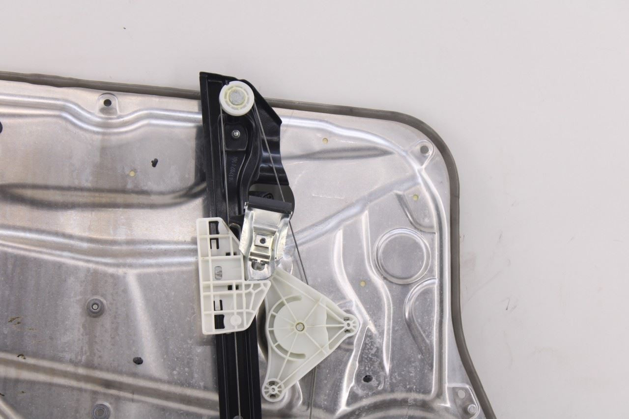 08-14 Mercedes-Benz C350 Sport RR RH Door Window Regulator w/ Carrier and Motor - Alshned Auto Parts