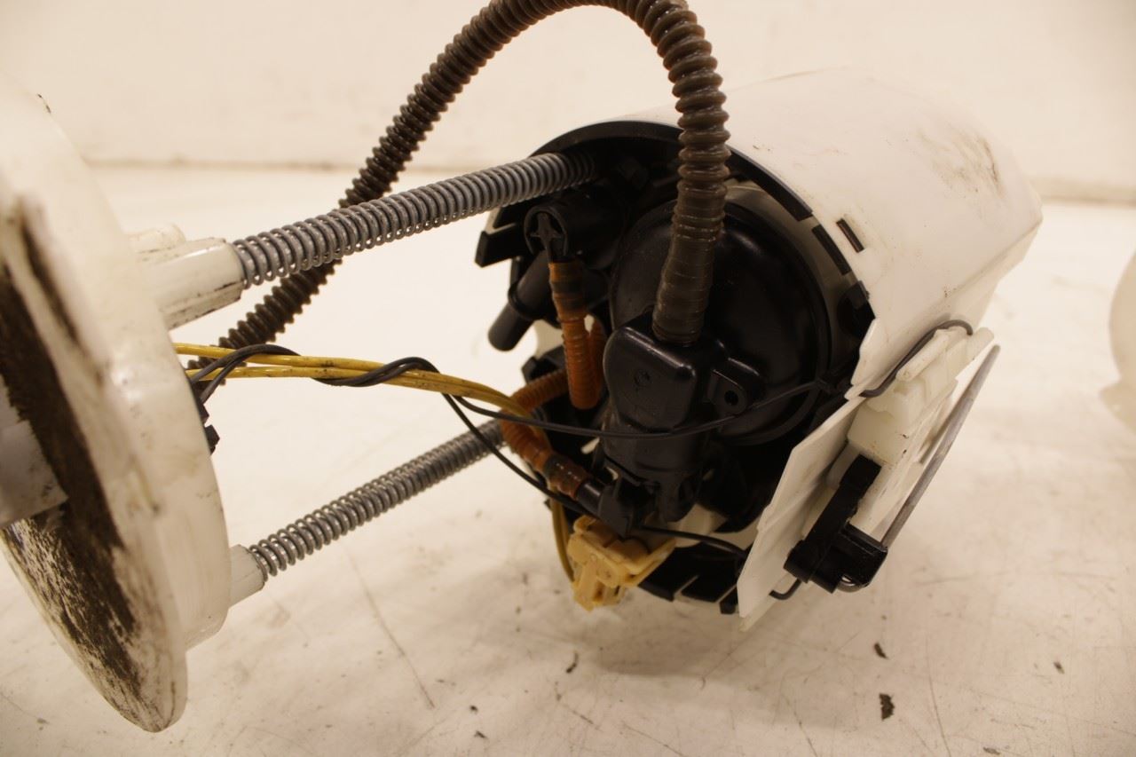 2017-2023 GMC Acadia SLT-1 3.6L AWD In Tank Fuel Pump Assembly 84479077 OEM - Alshned Auto Parts