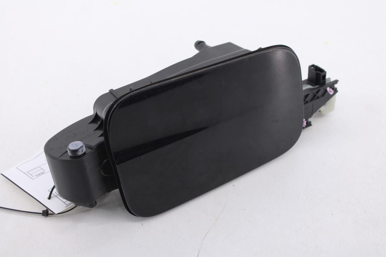10-16 Mercedes-Benz E 350 Luxury 4Matic Fuel Tank Filler Housing Door Lid Cover1