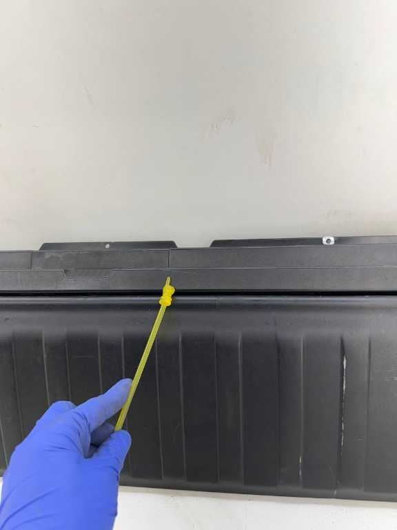2007-2013 BMW X5 xDrive35i Rear Liftgate Trim Loading Sill Scuff Plate 714589910