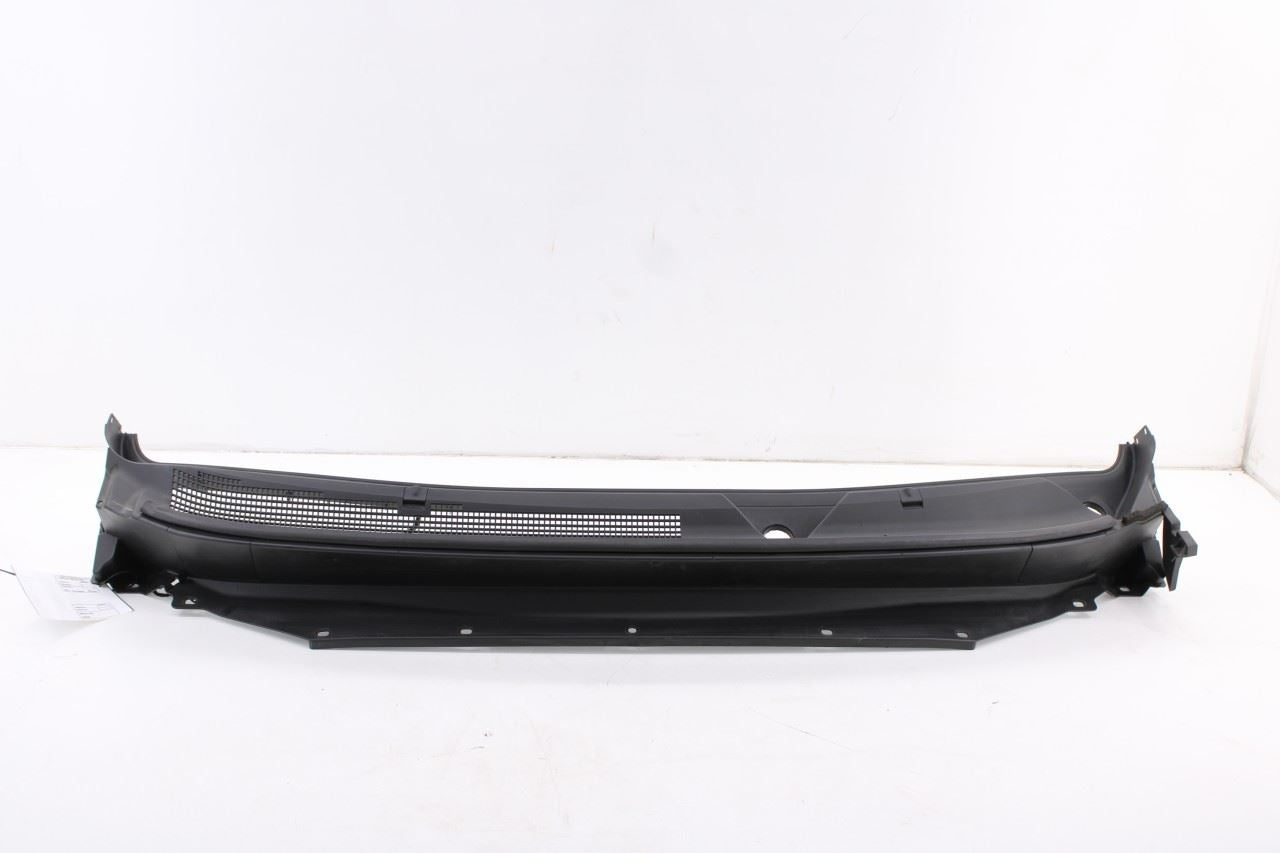 2014-2020 Infiniti QX60 Front Windshield Cowl Vent Grille Panel 66862-9NA0A OEM0
