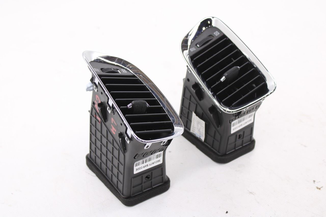 2011-18 Dodge Durango SXT Front Right and Left Side Center Dash Air Vent Grille3