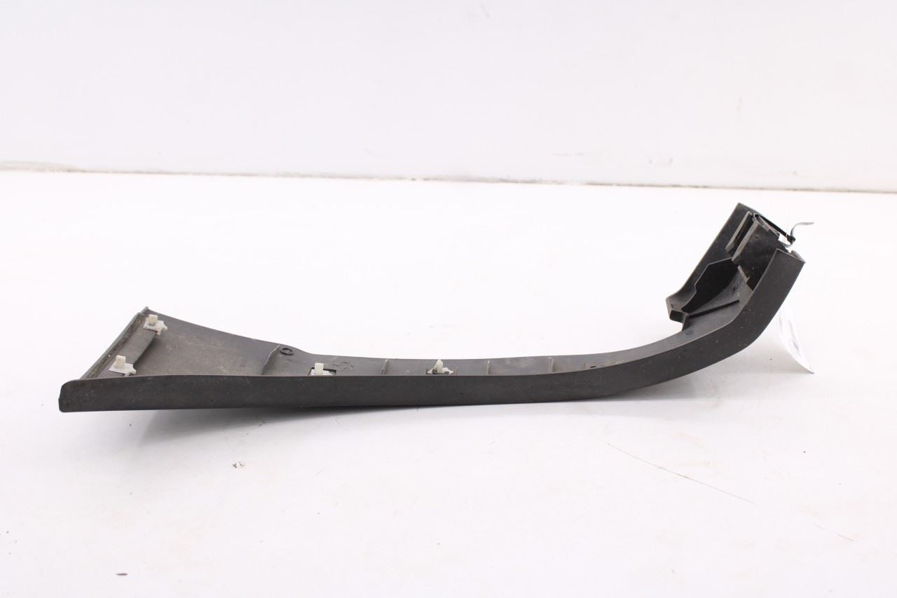03-06 Chevrolet Avalanche 1500 Front RH Side Fender Lower Rearward Molding Trim4