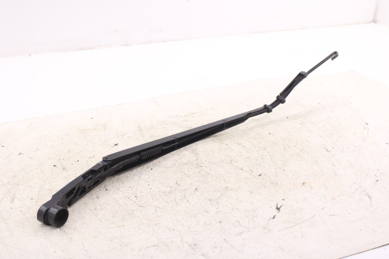 2015-2016 Subaru Impreza Sport Premium Front Left and Right Windshield Wiper Arm10