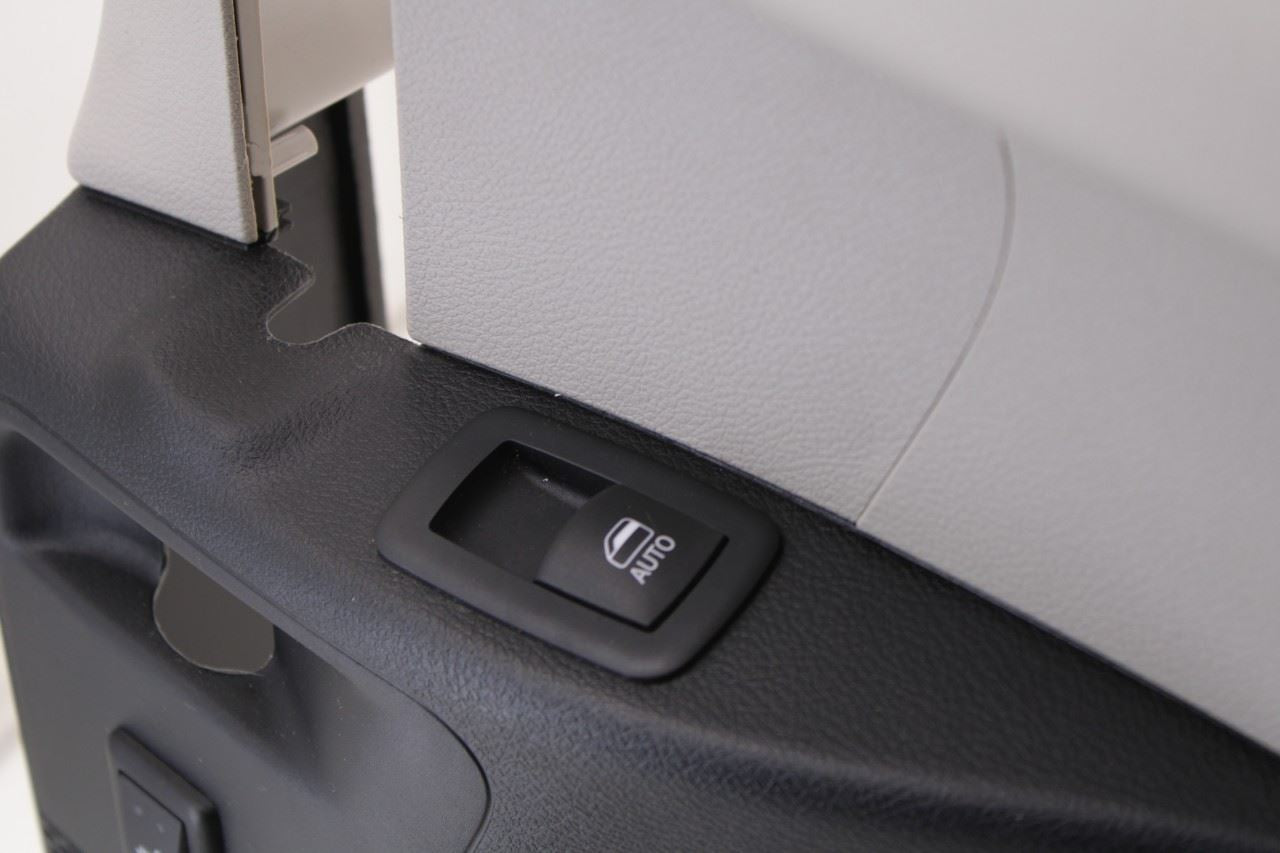 17-24 Chrysler Pacifica Limited Rear Right Sliding Door Trim Panel with Sunshade - Alshned Auto Parts