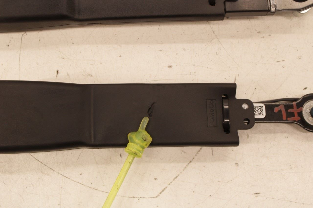 2018-24 Ford Expedition MAX XLT Front Right and Left Seat Belt Buckle Set *ReaD* - Alshned Auto Parts
