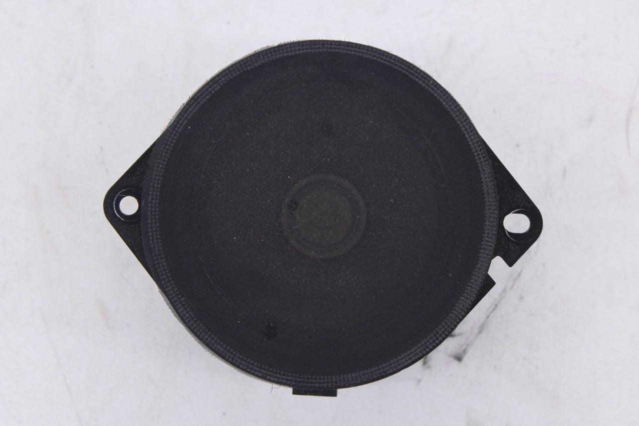 08-19 Dodge Grand Caravan GT Dash Right Center and Left Audio Speaker 05064120AB2